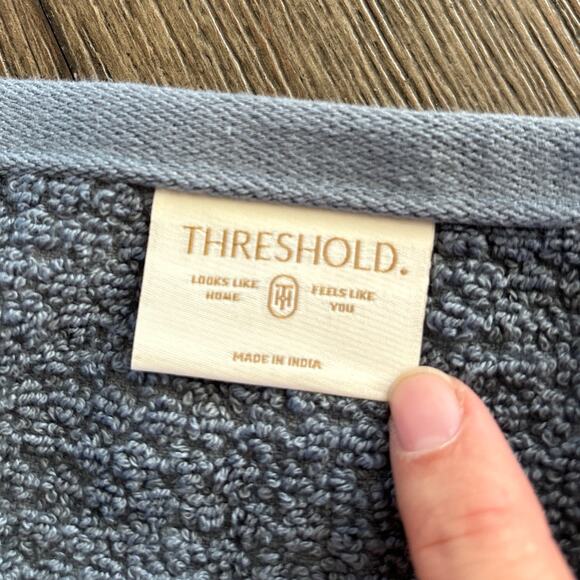 Threshold Luxe Textured Dot Hand Towel 12 Pcs Set Blue 16 x 27 Jacquard Cotton - Picture 3 of 6